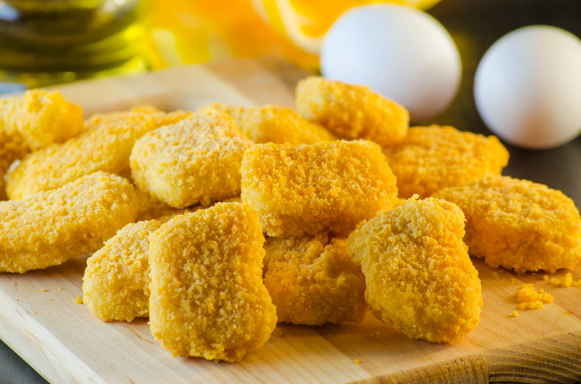 Empanados Crocantes de Frango, Peixe ou Carne Bovina